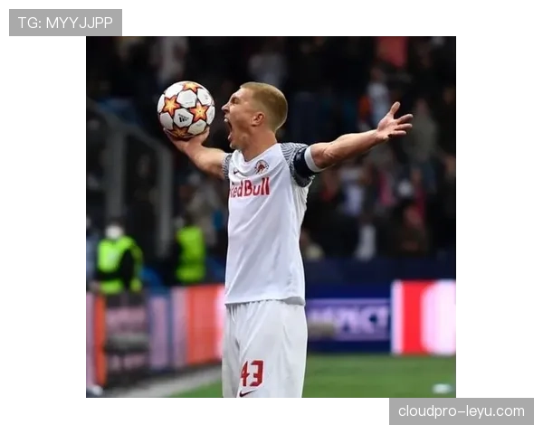 丹麦新星拉斯穆斯·克里斯滕森国际赛场闪耀，引发足坛广泛关注