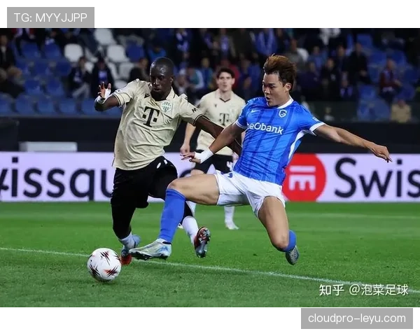 韩国队球迷方阵热情助威，助力球队状态回暖迎突破