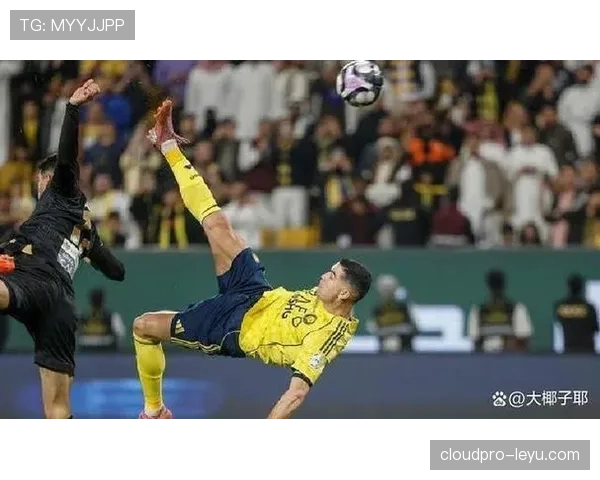 C罗倒钩世界波展现竞技状态持续提升 C罗倒钩世界波展现竞技状态持续提升