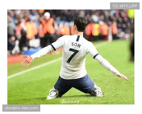 孙兴慜在更衣室的领导作用