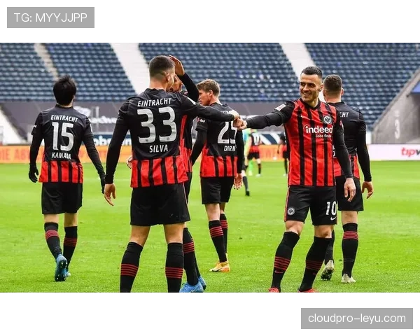 动荡中的多特蒙德：豪门定位何以动摇，管理危机与战术困境凸显崛起阻力！