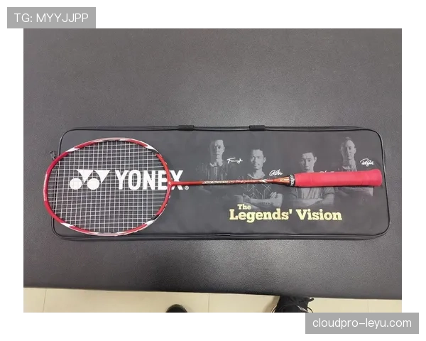 陶菲克当年赢球后直接去提了辆法拉利，训练馆门口签单那种